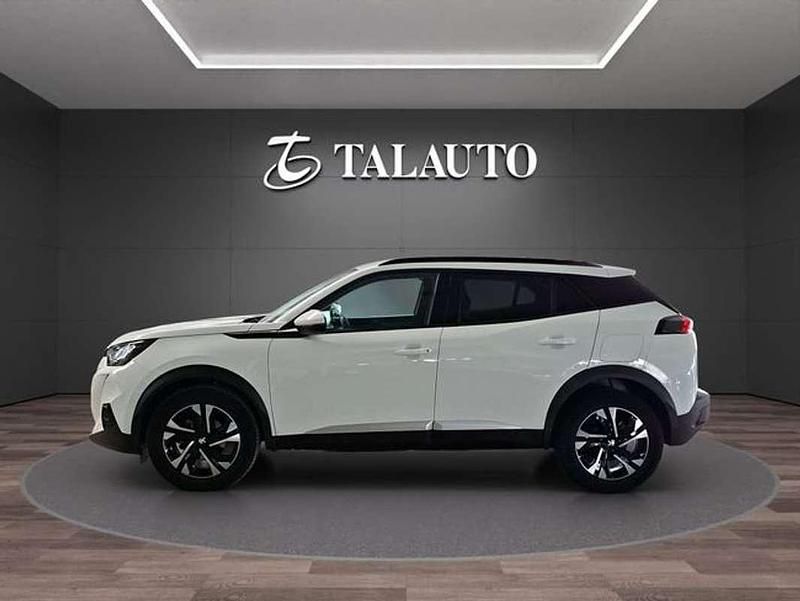 Usado Peugeot 2008 Allure 110 CV (80 kW) 2021 Blanco SUV