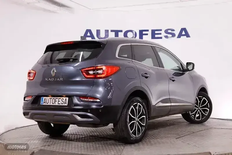 Usado Renault Kadjar Intens 115 CV (84 kW) 2021 Gris SUV
