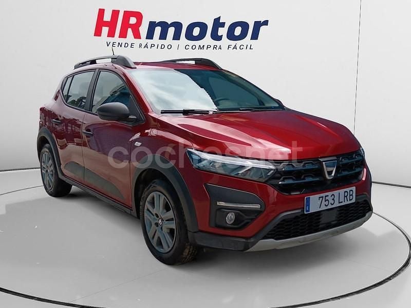 Rojo Usado 2021 Dacia Sandero Essentiel Utilitario | 12.340 € (Precio justo) - Imagen 1/4