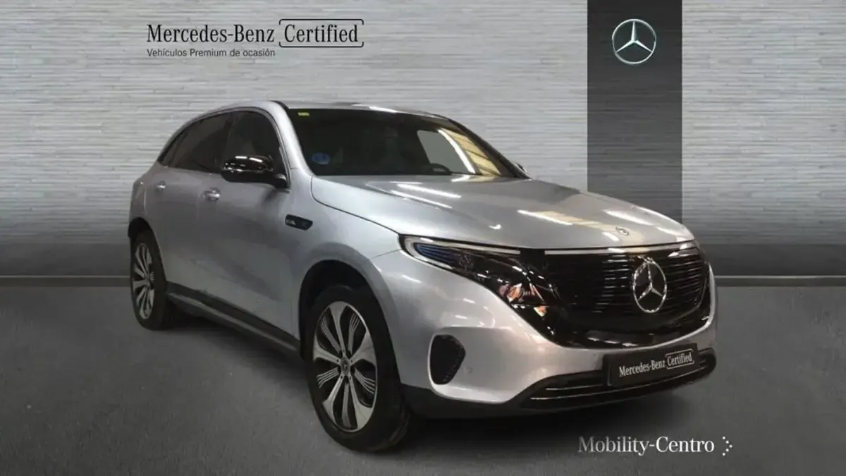 Usado Mercedes EQC400 AMG Edition 1 300 kW (408 CV) 2020 Hightechsilber metallic SUV