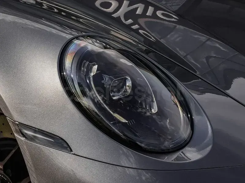 Nuevo Porsche 911 541 CV (397 kW) 2026 Gris / plata Coupe