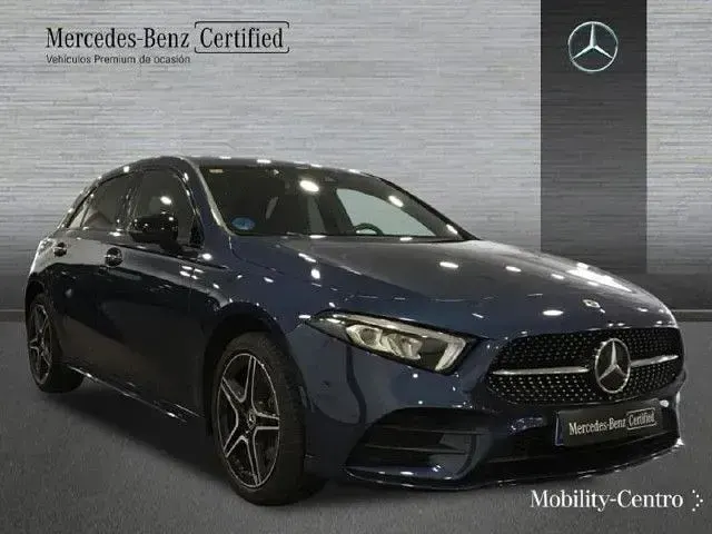 Usado Mercedes A250 AMG line 219 CV (161 kW) 2020 Azul Berlina
