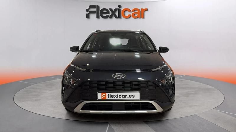 Usado Hyundai Bayon 101 CV (74 kW) 2022 Gris SUV