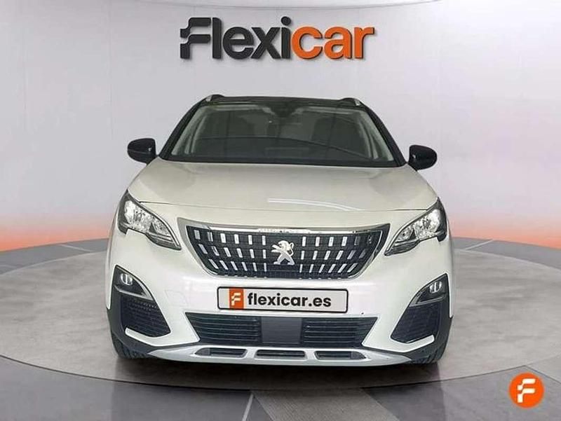 Usado Peugeot 3008 Allure 131 CV (96 kW) 2020 Blanco SUV
