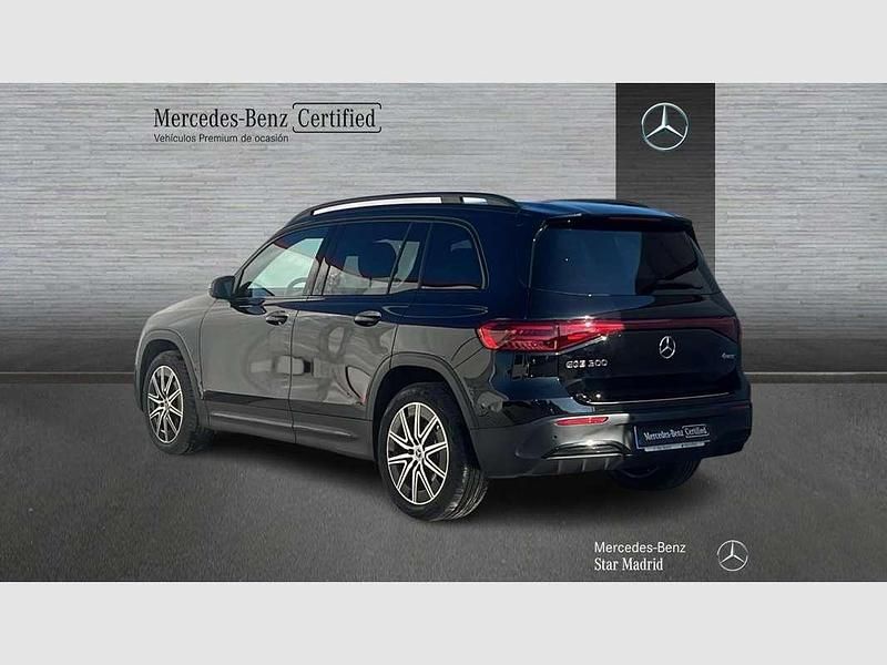 Usado Mercedes EQB300 167 kW (228 CV) 2025 Negro SUV