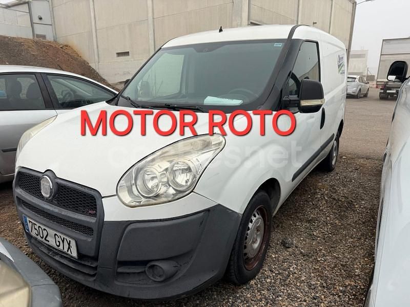 Blanco Usado 2010 Fiat Doblò Active Monovolumen | 800 € - Imagen 1/4