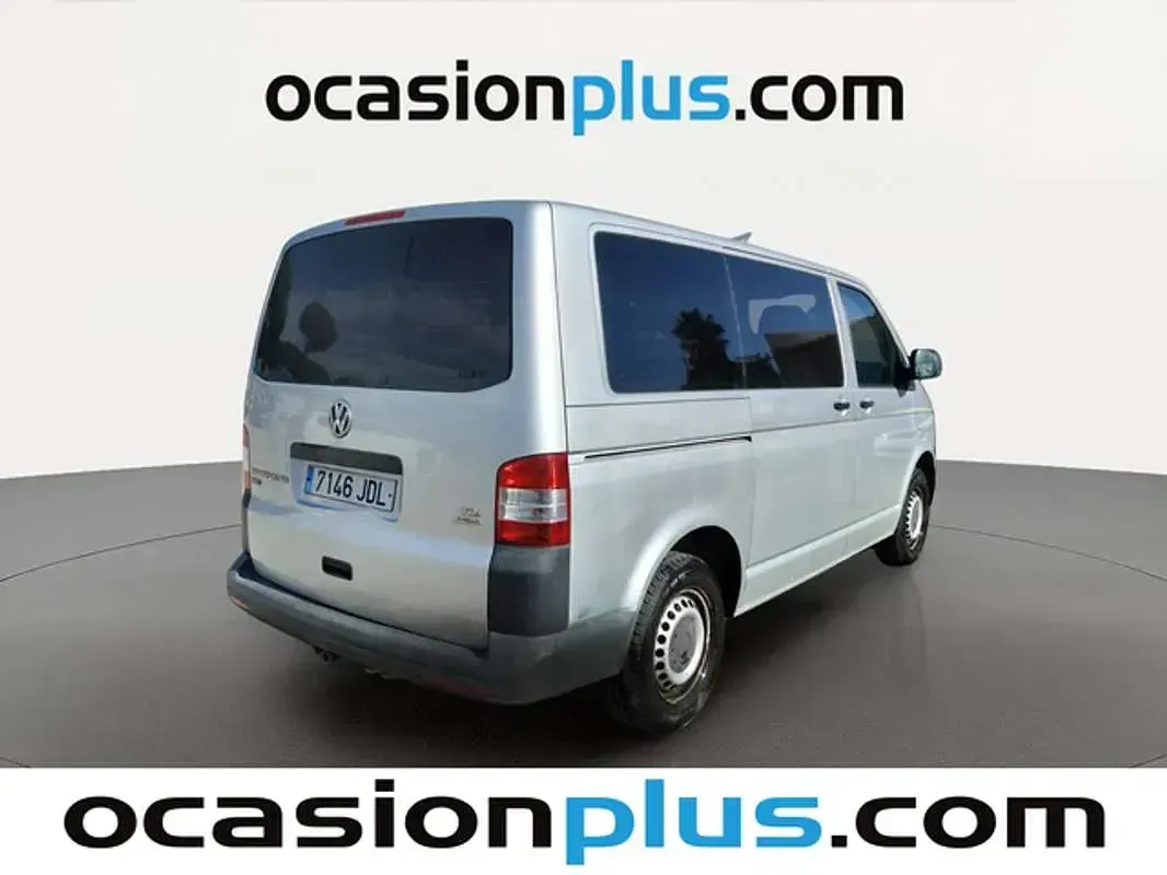 Usado VW Transporter Pro 114 CV (83 kW) 2015 Plateado Van