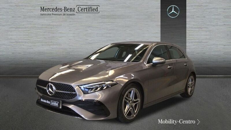 Gris Usado 2024 Mercedes A180 Berlina | 32.900 € (Precio justo) - Imagen 1/4