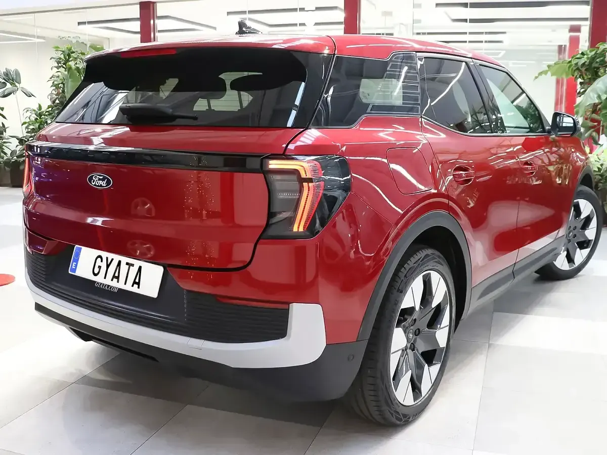 Occasion Ford Explorer Premium 210 kW (286 PK) 2024 Rood SUV
