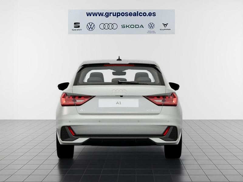 Nuevo Audi A1 Sportback 116 CV (85 kW) 2026 Gris Utilitario