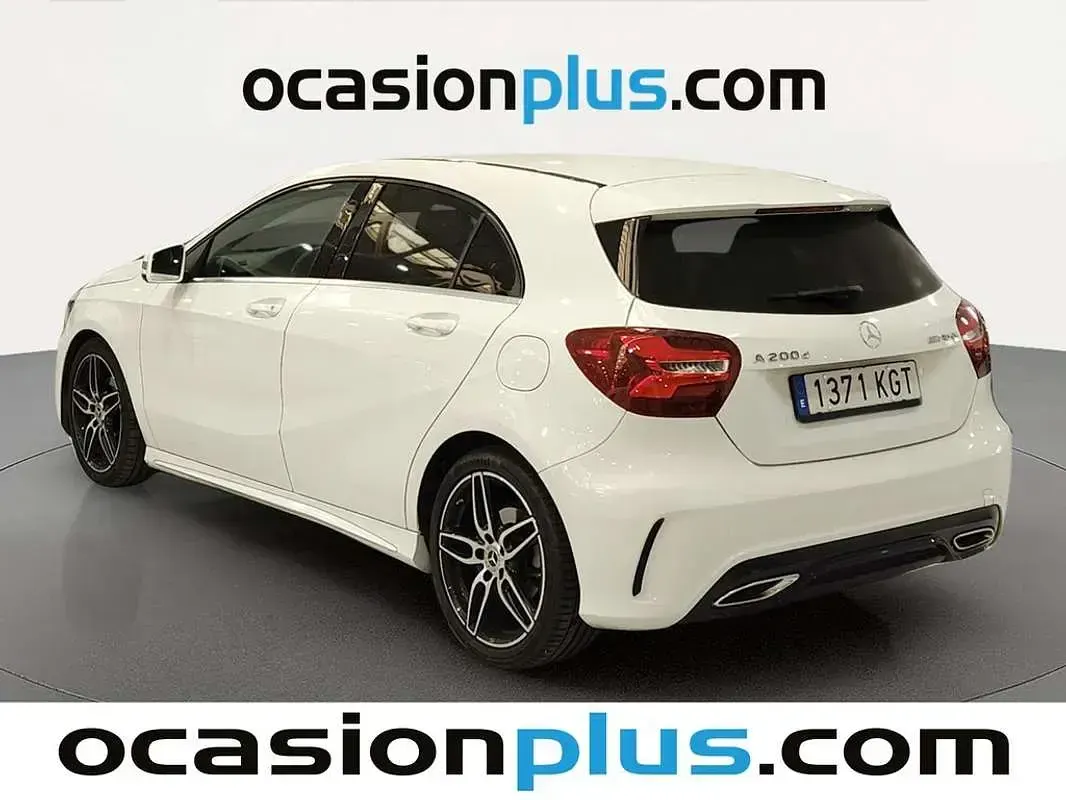 Usado Mercedes A200 136 CV (100 kW) 2018 Blanco Utilitario