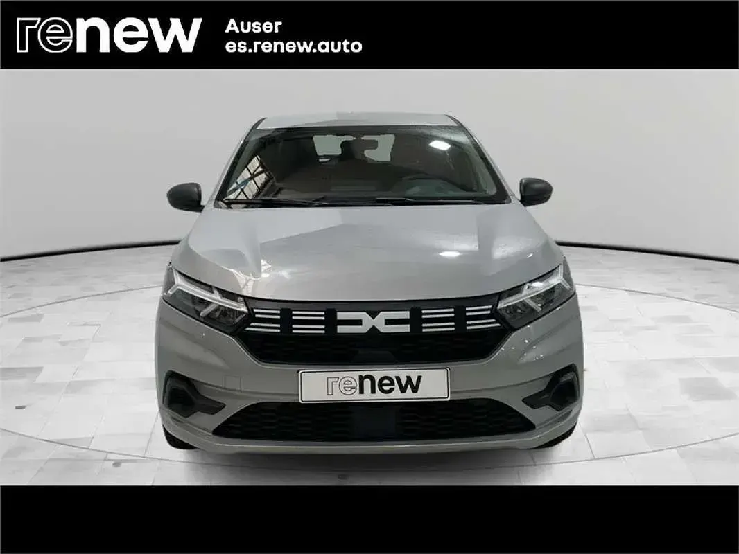 Usado Dacia Sandero Expression 101 CV (74 kW) 2024 Gris Utilitario