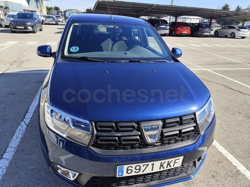 Usado Dacia Sandero Comfort 90 CV (66 kW) 2018 Azul Berlina