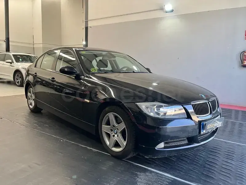 Usado BMW 318 143 CV (105 kW) 2008 Negro Berlina