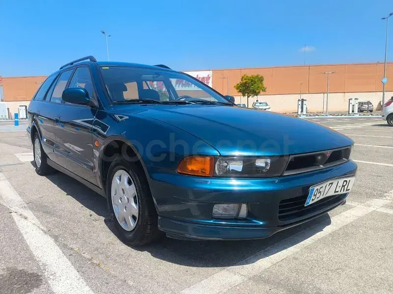 Usado Mitsubishi Galant 163 CV (119 kW) 1998 Verde Familiar
