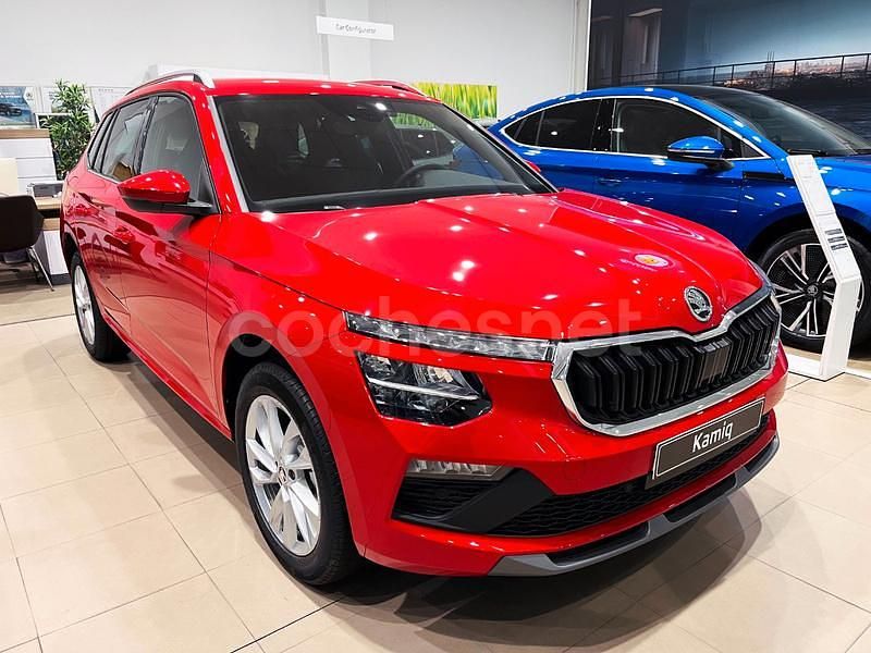 Rojo Nuevo 2025 Skoda Kamiq SUV | 26.900 € (Caro) - Imagen 1/4