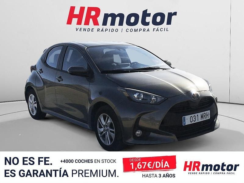 Usado Toyota Yaris Edition 125 CV (91 kW) 2024 Beige Utilitario