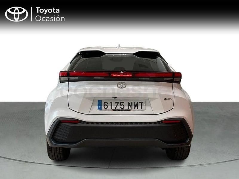 Usado Toyota C-HR Advance 140 CV (102 kW) 2024 Blanco SUV