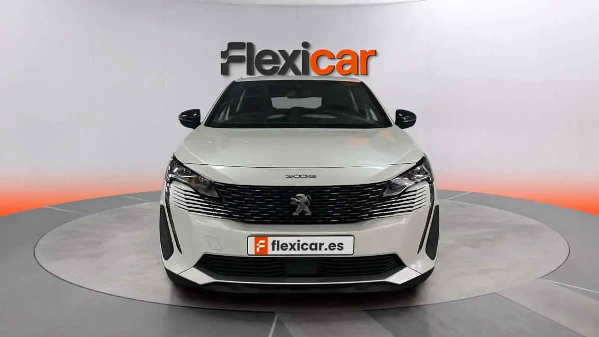 Usado Peugeot 3008 Active 131 CV (96 kW) 2023 Blanco SUV