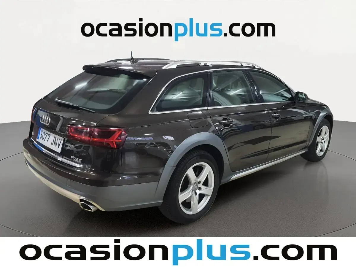 Usado Audi A6 Allroad Advanced 218 CV (160 kW) 2016 Marrón Familiar