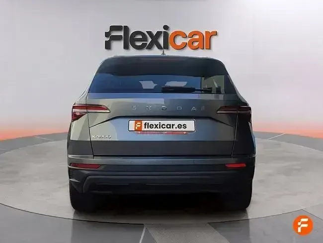 Usado Skoda Karoq 150 CV (110 kW) 2025 Gris SUV