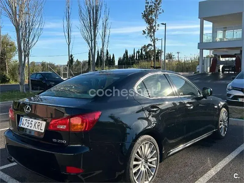 Usado Lexus IS250 President Line 208 CV (152 kW) 2007 Negro Berlina