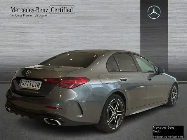 Usado Mercedes C220 200 CV (147 kW) 2022 Gris selenita