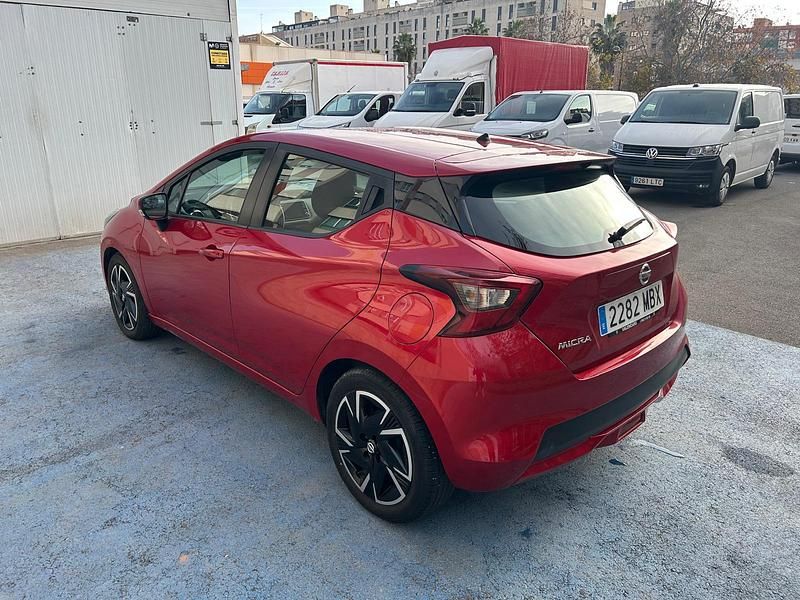 Usado Nissan Micra 92 CV (67 kW) 2022 Rojo Utilitario