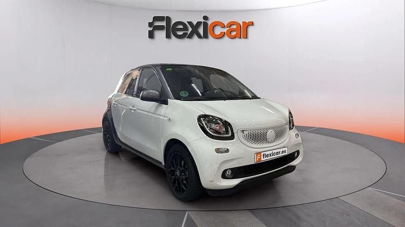 Blanco Usado 2017 Smart ForFour Passion Utilitario | 12.590 € (Precio justo) - Imagen 1/4