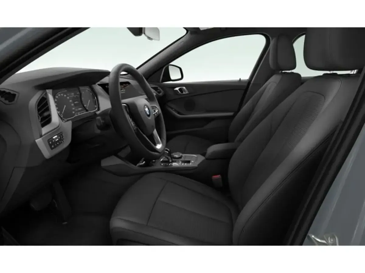 Usado BMW 116 Comfort Edition 116 CV (85 kW) 2021 Gris Utilitario