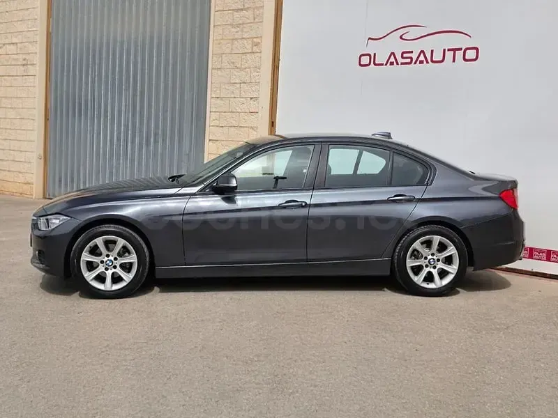 Usado BMW 316 116 CV (85 kW) 2013 Gris / plata Berlina