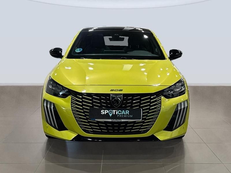 Usado Peugeot 208 GT 136 CV (100 kW) 2024 Amarillo Utilitario
