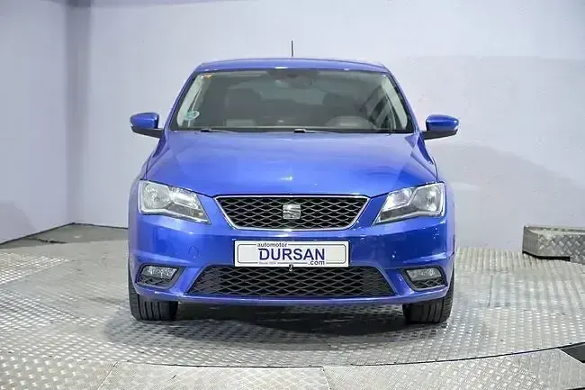 Usado Seat Toledo Style 110 CV (80 kW) 2016 Azul Utilitario