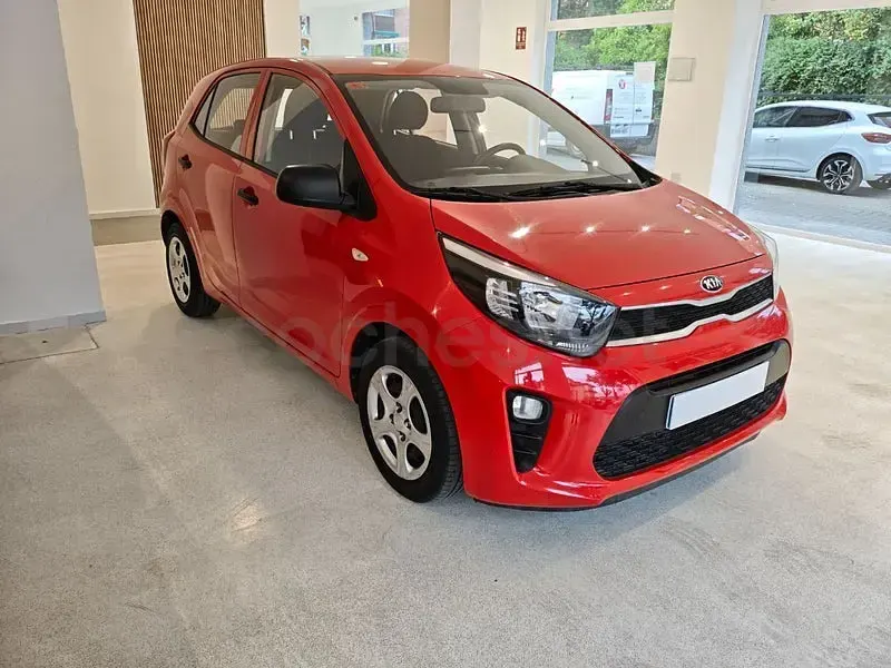 Usado Kia Picanto 67 CV (49 kW) 2019 Rojo Utilitario
