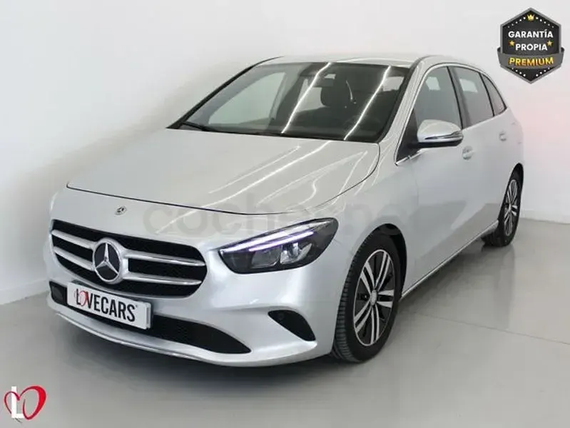 Usado Mercedes B180 Advantage 116 CV (85 kW) 2021 Plata Utilitario
