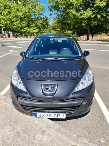 Negro Usado 2009 Peugeot 207 Berlina | 4990 € (Precio justo) - Imagen 1/4