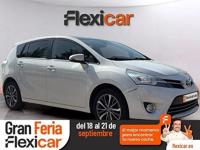 Blanco Usado 2016 Toyota Verso Advance Monovolumen | 16.990 € (Caro) - Imagen 1/4