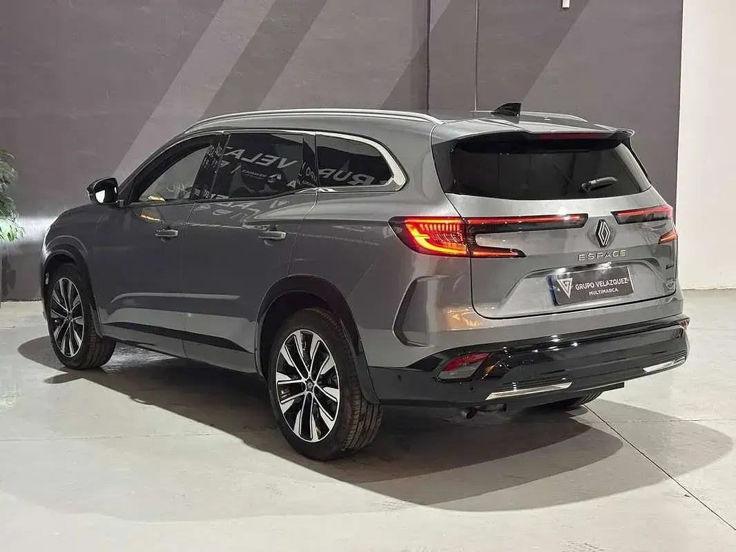 Usado Renault Espace Techno 189 CV (139 kW) 2025 Gris SUV
