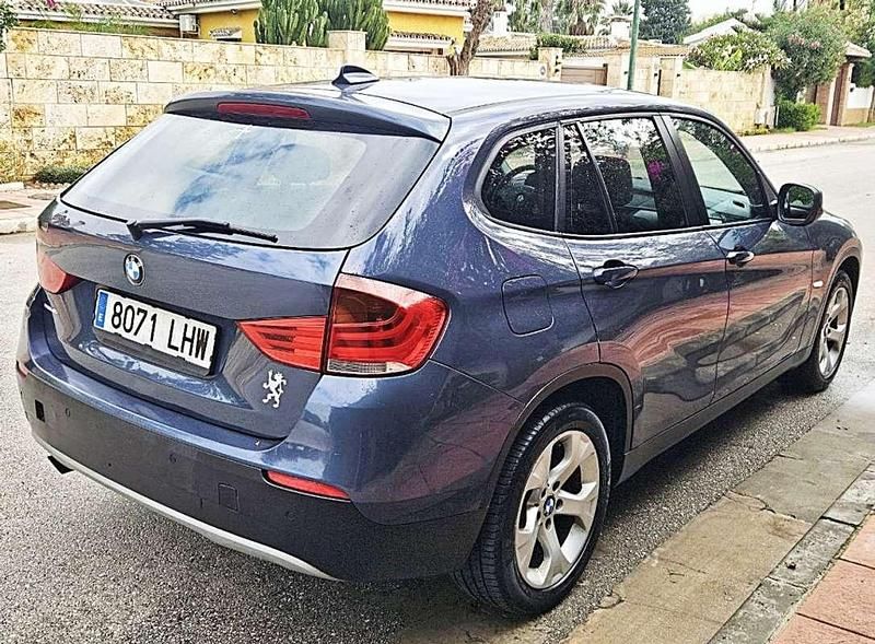 Usado BMW X1 177 HP (130 kW) 2011 Cinzento SUV
