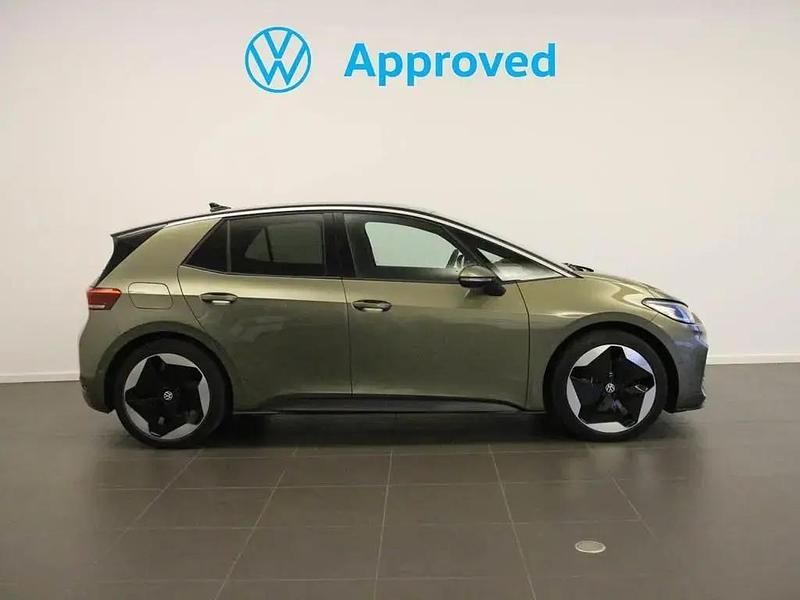 Usado VW ID.5 Pro 150 kW (204 CV) 2025 Verde SUV