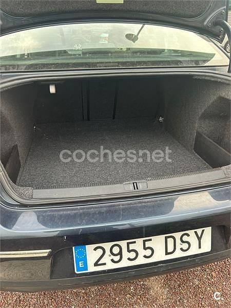 Usado VW Passat Advance 150 CV (110 kW) 2005 Azul Familiar