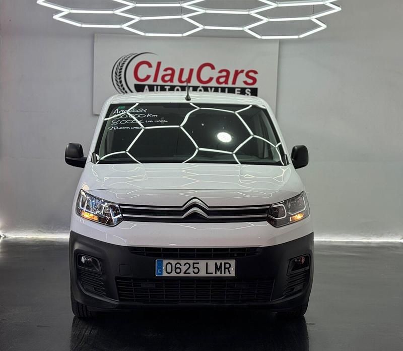 Usado Citroën Berlingo 100 CV (73 kW) 2021 Blanco Monovolumen