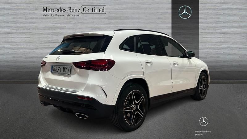 Usado Mercedes GLA200 AMG line 150 CV (110 kW) 2025 Blanco polar SUV