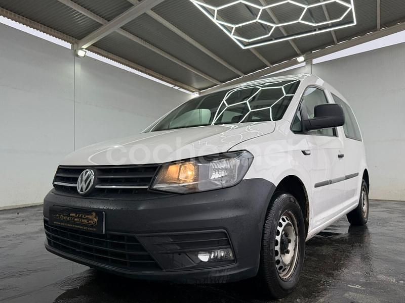 Usado VW Caddy 75 CV (55 kW) 2018 Blanco Monovolumen