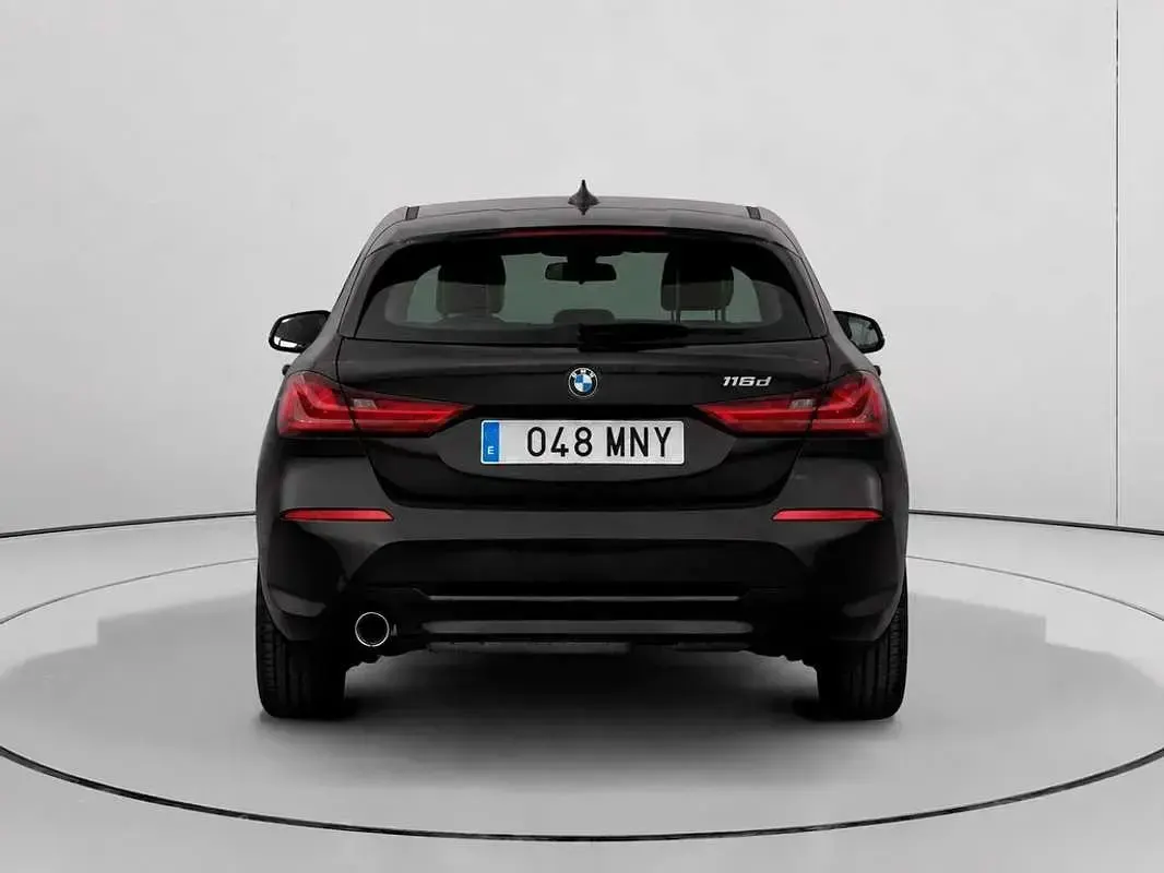 Usado BMW 116 116 CV (85 kW) 2019 Negro Utilitario