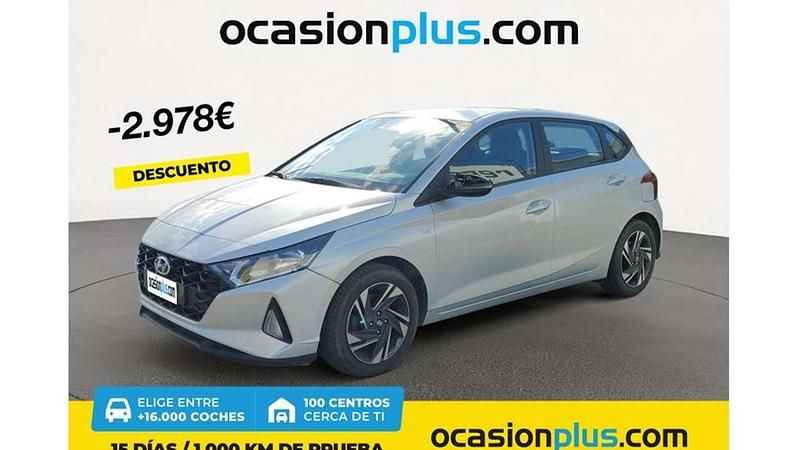 Plateado Usado 2022 Hyundai i20 Utilitario | 12.719 € (Precio justo) - Imagen 1/4