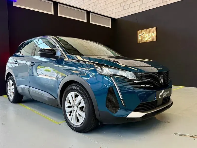 Usado Peugeot 3008 Active 130 CV (95 kW) 2022 Azul SUV