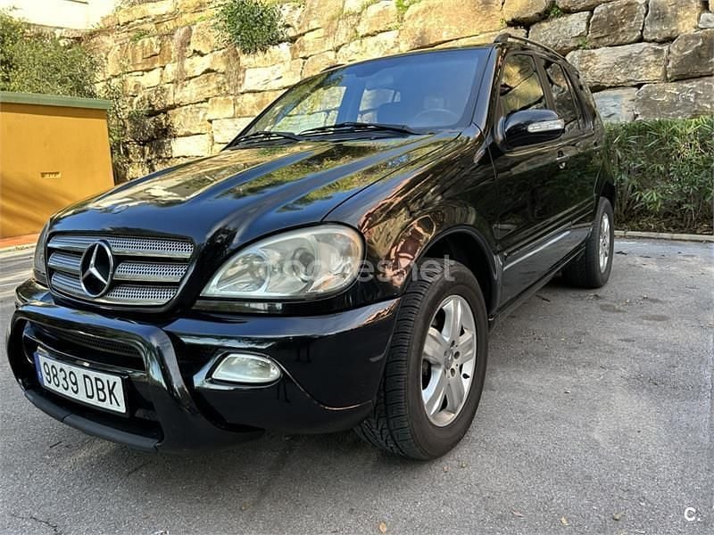 Negro Usado 2004 Mercedes ML270 Edition SUV | 7600 € (Caro) - Imagen 1/4