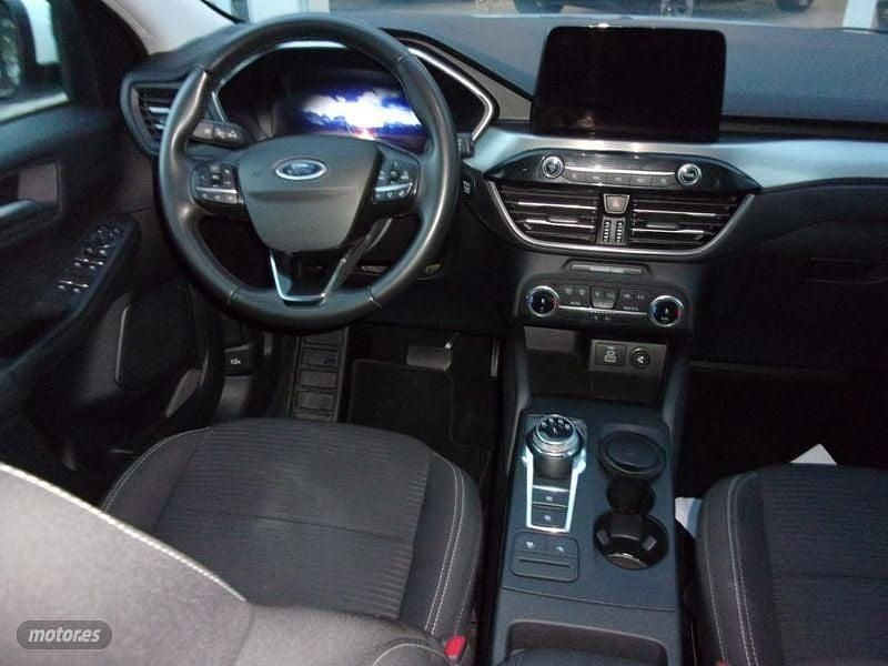 Usado Ford Kuga Titanium 191 CV (140 kW) 2022 Blanco SUV