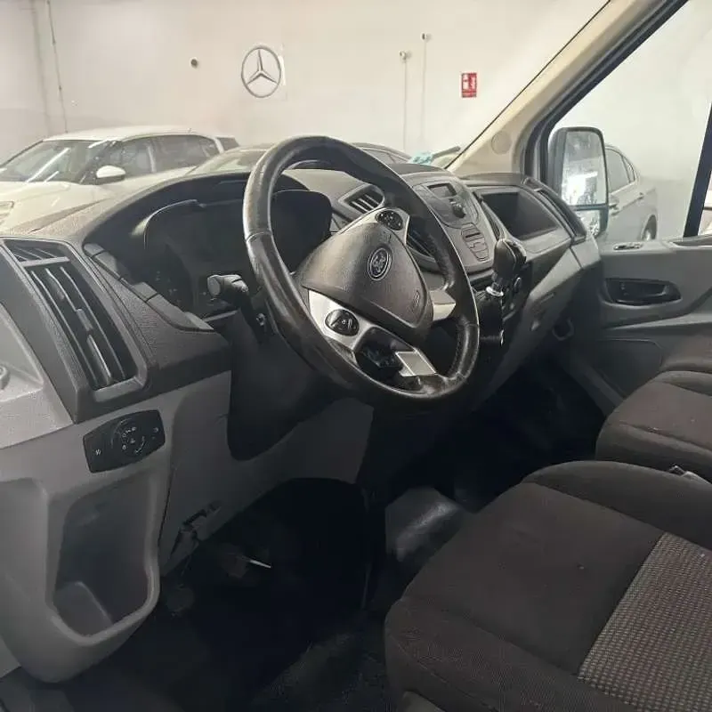 Usado Ford Transit Ambiente 131 CV (96 kW) 2019 Blanco Van